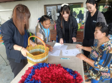 ลงพื้นที่จัดเตรียมเอกสารและสินค้าของเกษตรกรในพื้นที่ ... พารามิเตอร์รูปภาพ 4